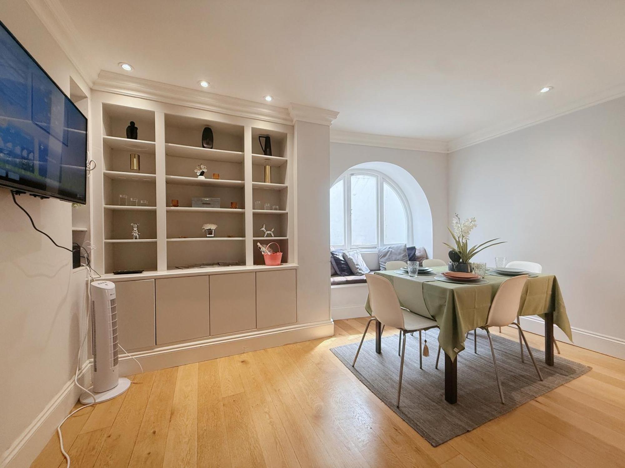 Pousada Spacious And Cosy 3brs 5f House In Heart Of