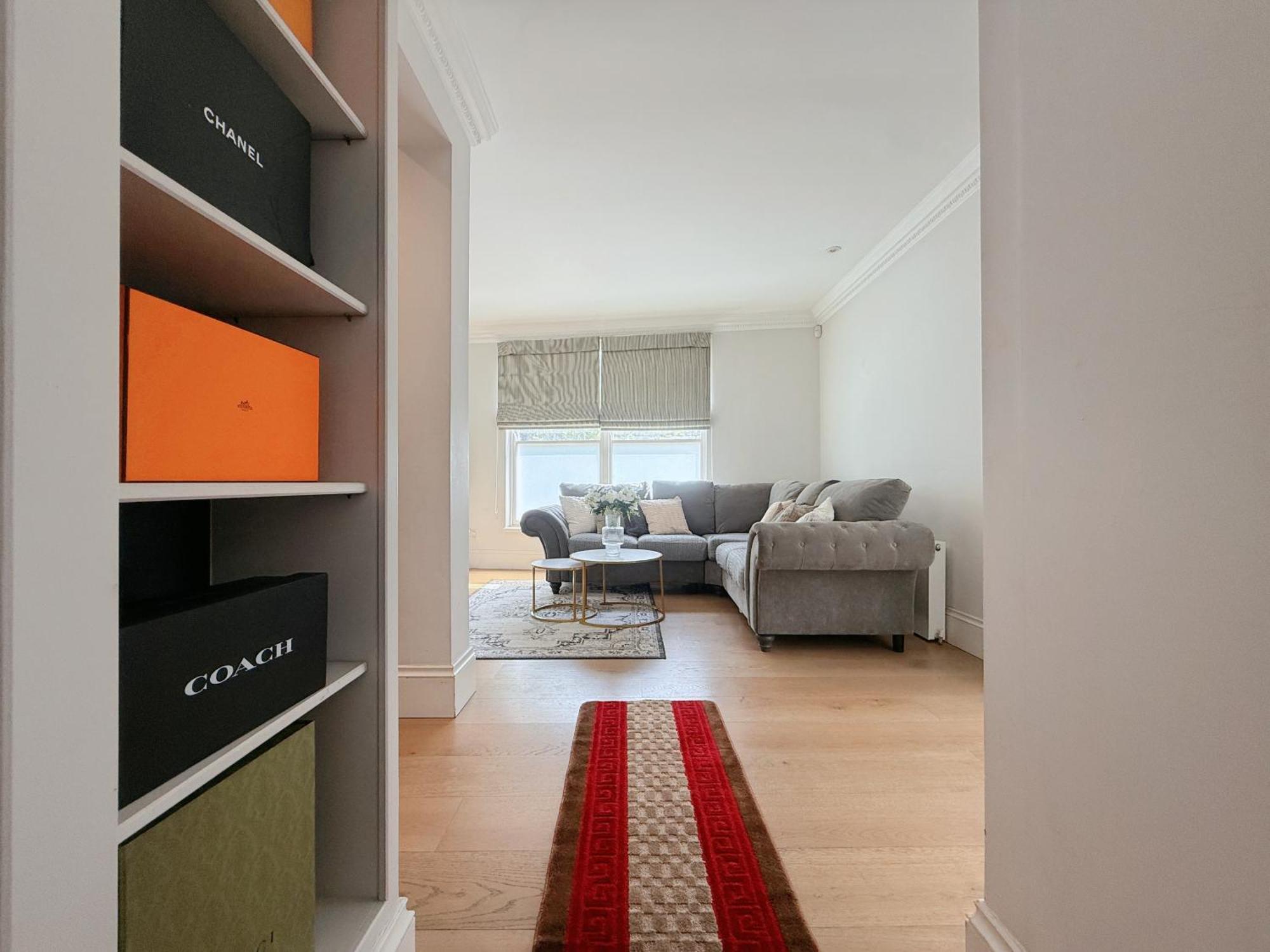 Spacious And Cosy 3brs 5f House In Heart Of Pousada